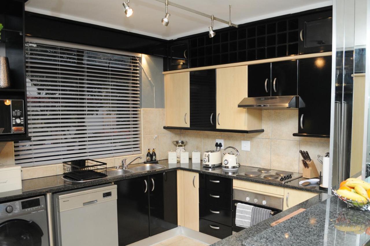 The Island Club Luxury 2 Bedroom Apartment Kapstaden Eksteriør billede